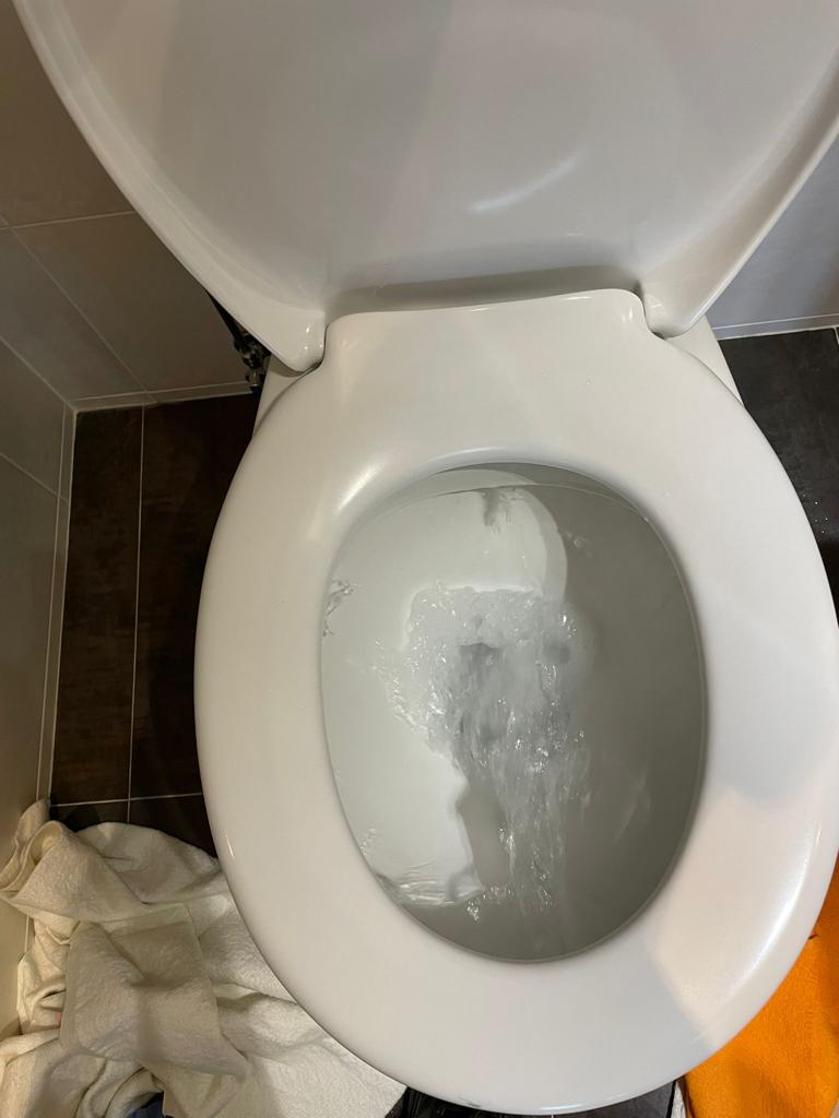 Déboucheur WC Anderlecht - 7J/7 - SH Dépannage Plombier Urgent