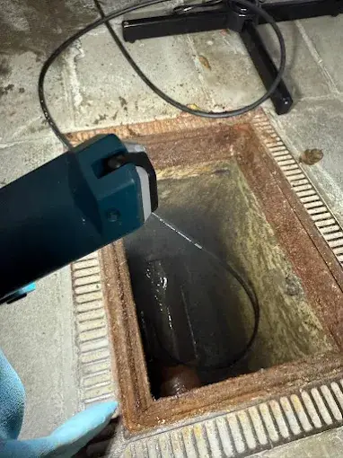 Débouchage Canalisation à Ixelles - Plombier Urgent