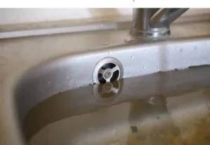 Comment déboucher une canalisation bouchée ?