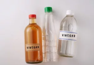 Est-ce que le vinaigre blanc débouche les canalisations ?